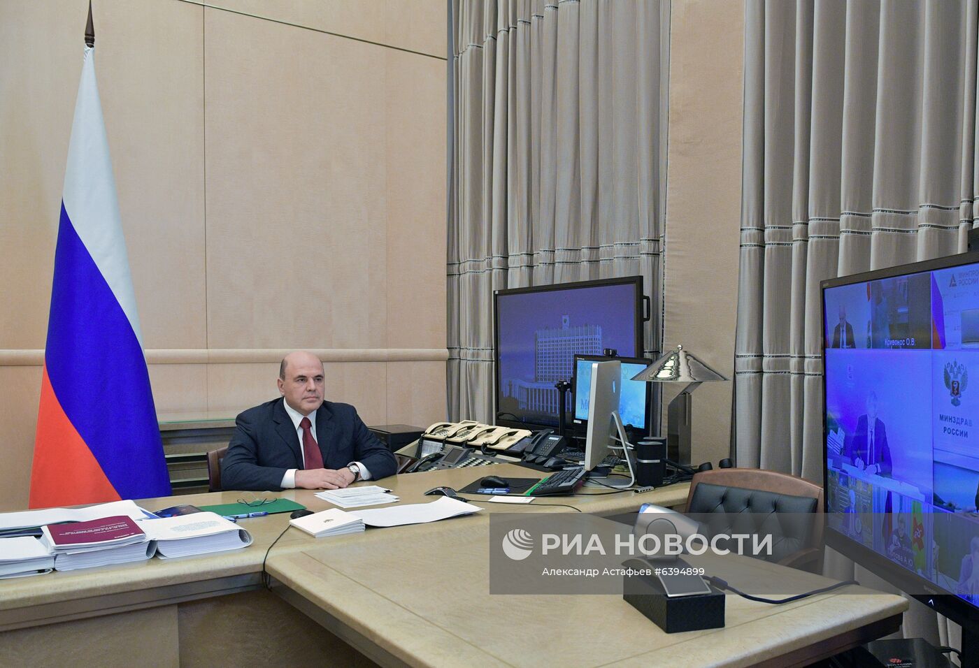Премьер-министр РФ М. Мишустин провел заседание Координационного совета при правительстве РФ по борьбе с коронавирусом 