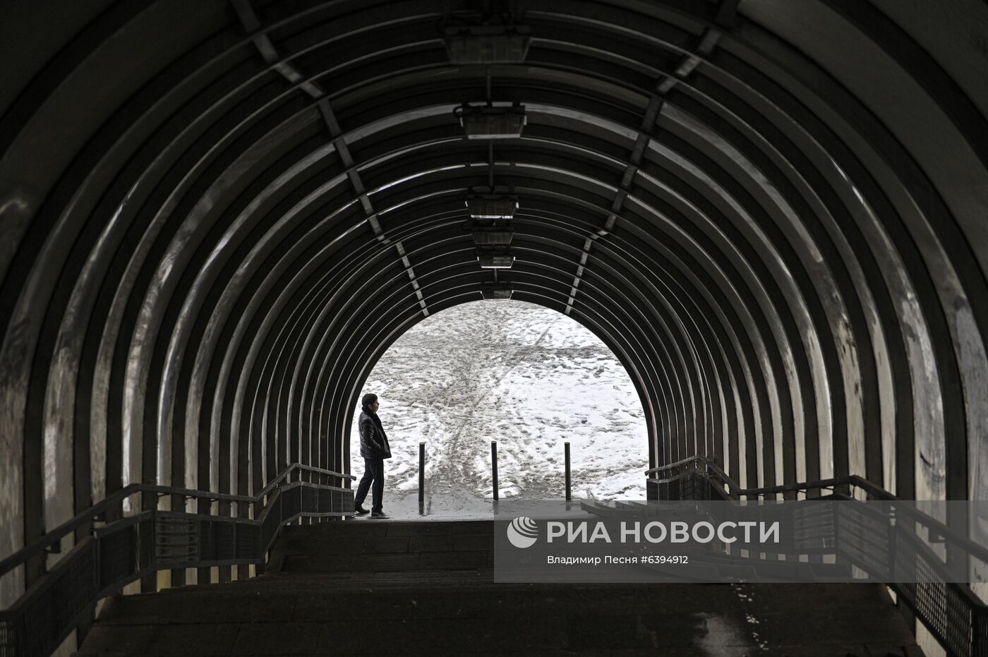 Снег в Москве