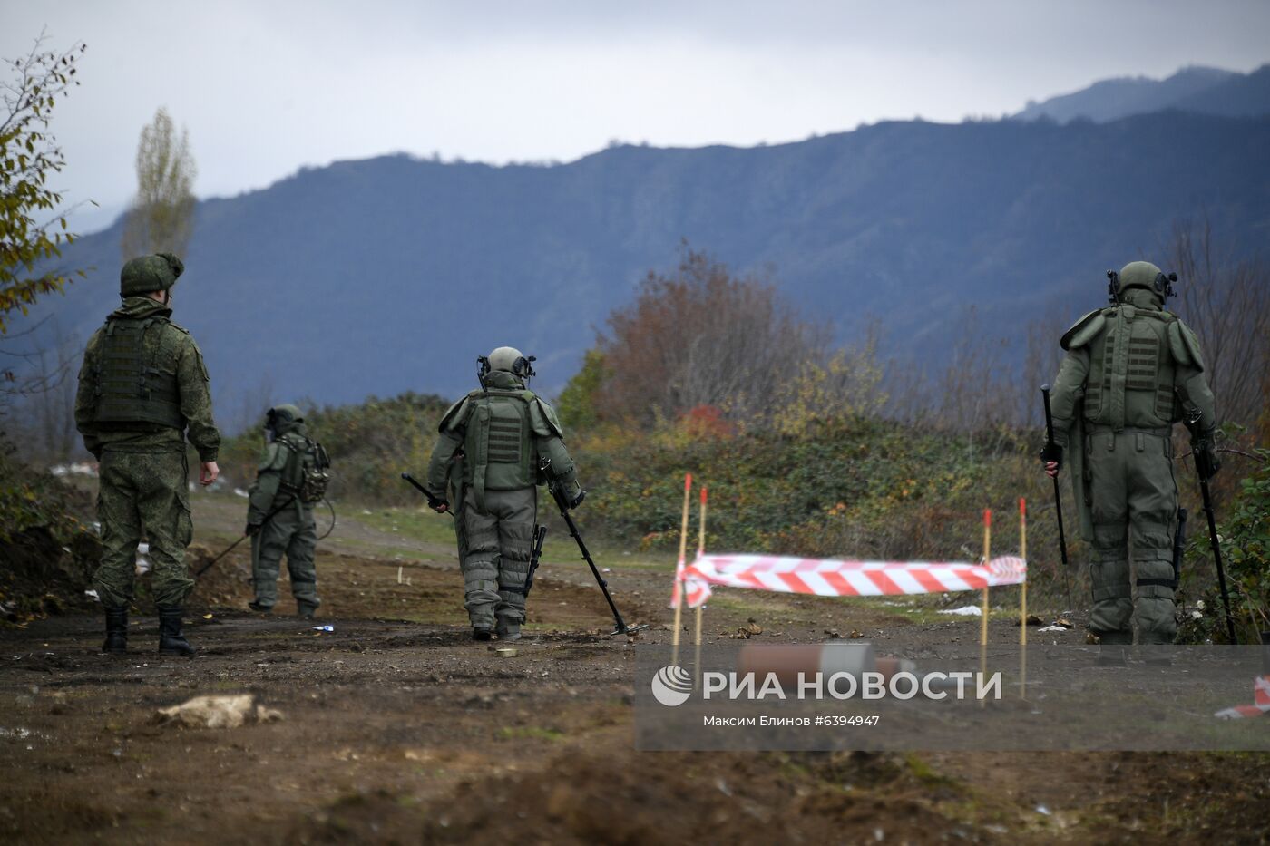 Специалисты противоминного центра Минобороны РФ приступили к работе в Карабахе