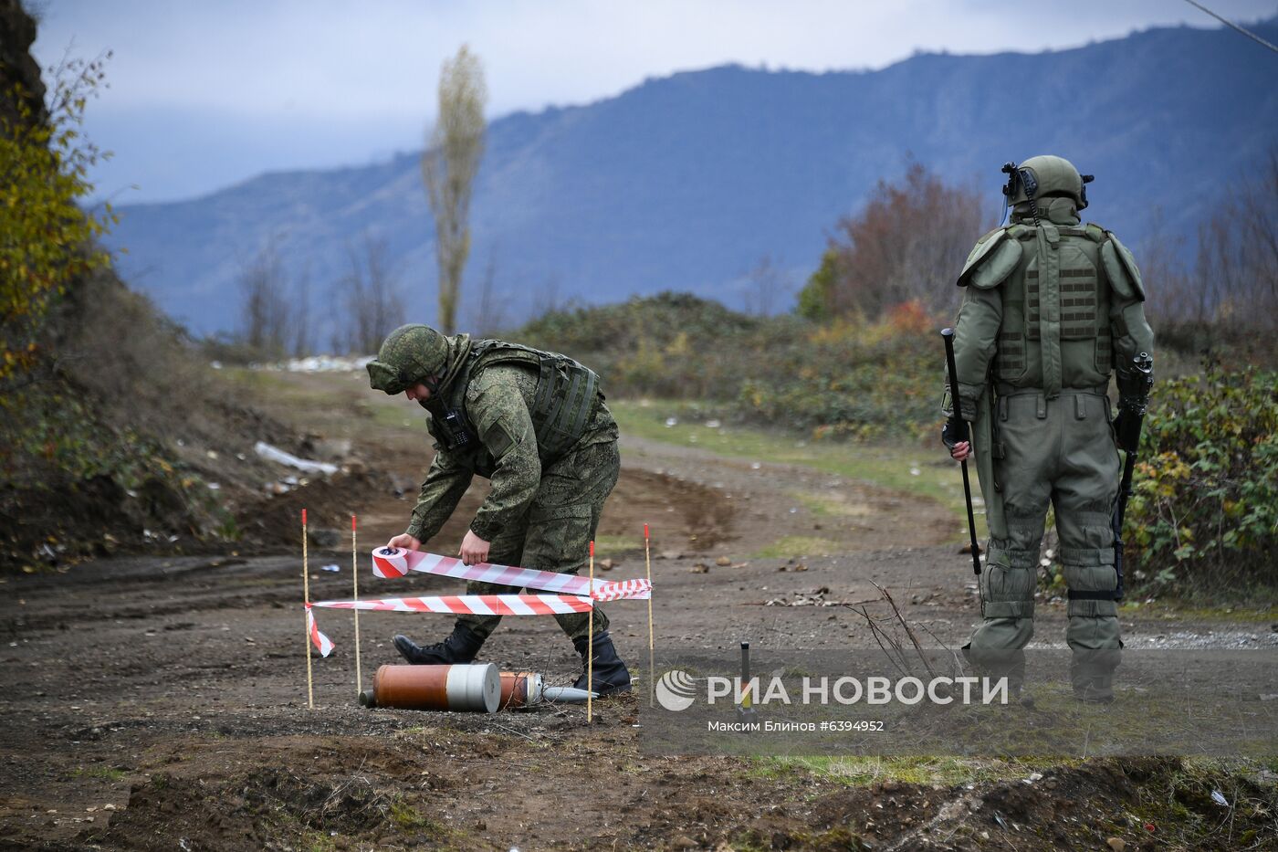 Специалисты противоминного центра Минобороны РФ приступили к работе в Карабахе