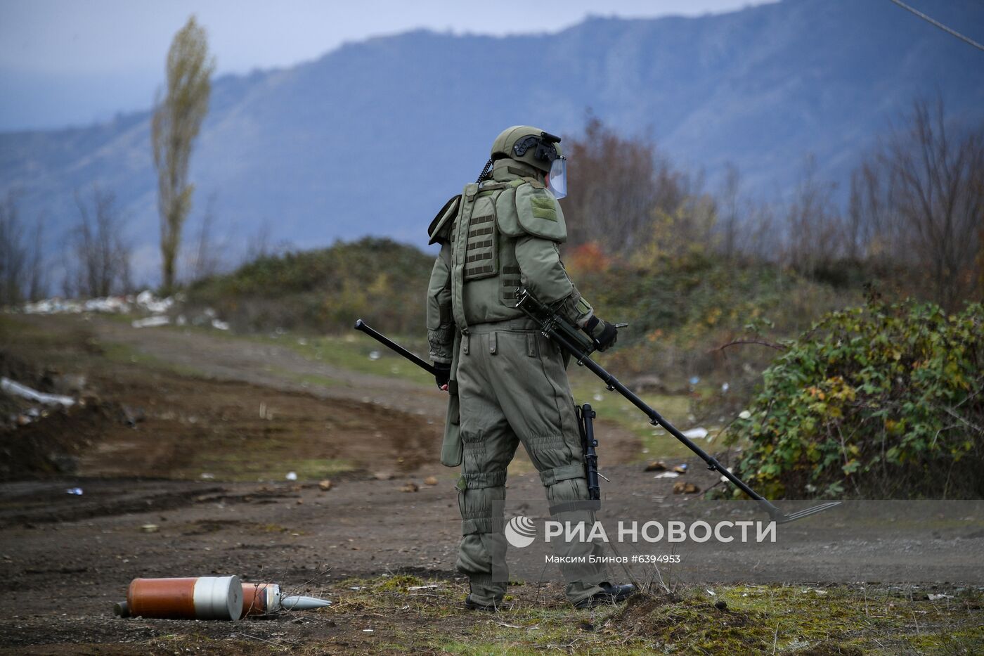 Специалисты противоминного центра Минобороны РФ приступили к работе в Карабахе