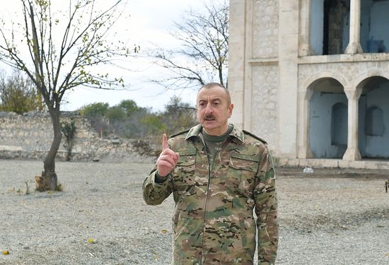 Президент и первая леди Азербайджана посетили Агдам