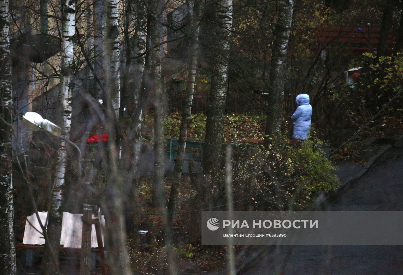 Мужчина захватил в заложники детей в квартире в пригороде Санкт-Петербурга