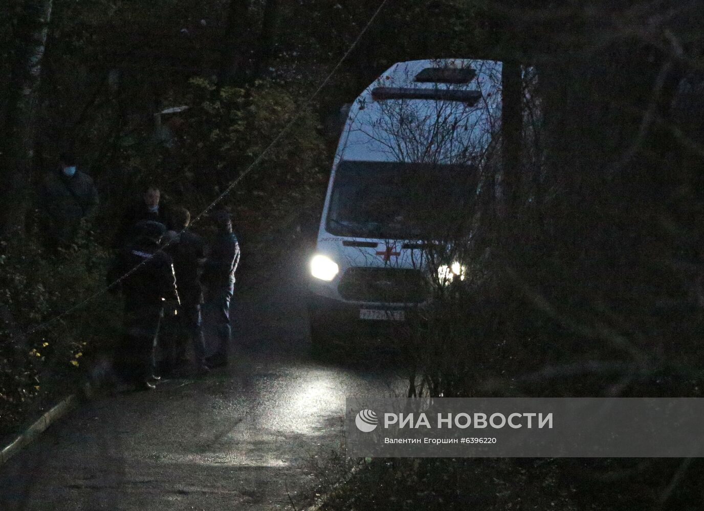 Мужчина захватил в заложники детей в квартире в пригороде Санкт-Петербурга