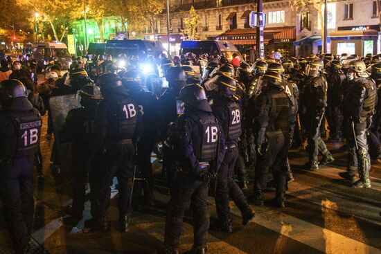 Акция протеста в Париже