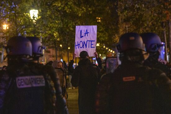 Акция протеста в Париже