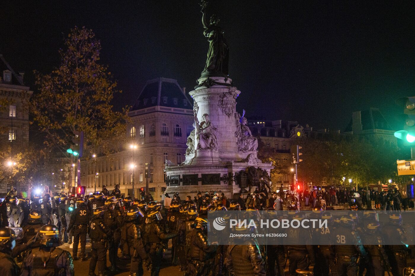 Акция протеста в Париже