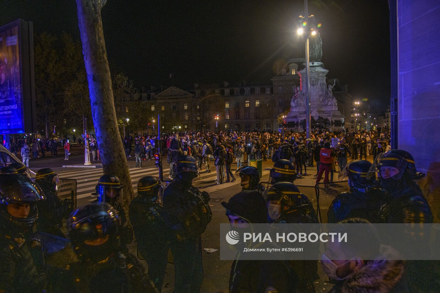 Акция протеста в Париже