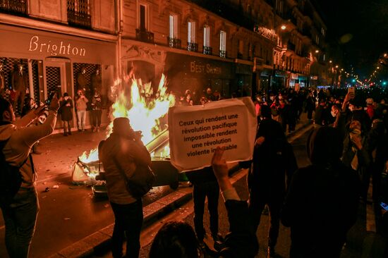 Акция протеста в Париже