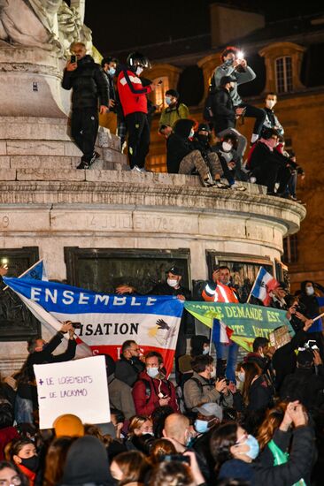 Акция протеста в Париже