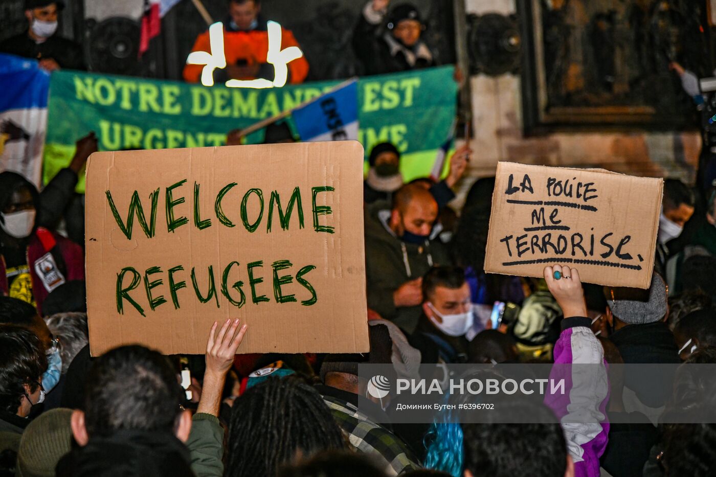 Акция протеста в Париже