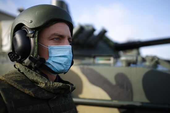 Передача боевых машин на вооружение десантно-штурмовой дивизии ВДВ