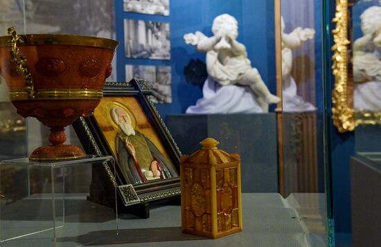 Выставка "Тайны дворцовых интерьеров. Секреты реставрации" в Петропавловской крепости