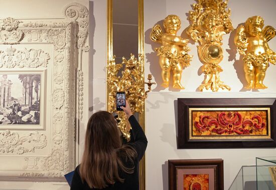 Выставка "Тайны дворцовых интерьеров. Секреты реставрации" в Петропавловской крепости