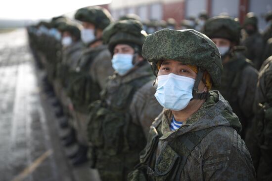 Передача боевых машин на вооружение десантно-штурмовой дивизии ВДВ