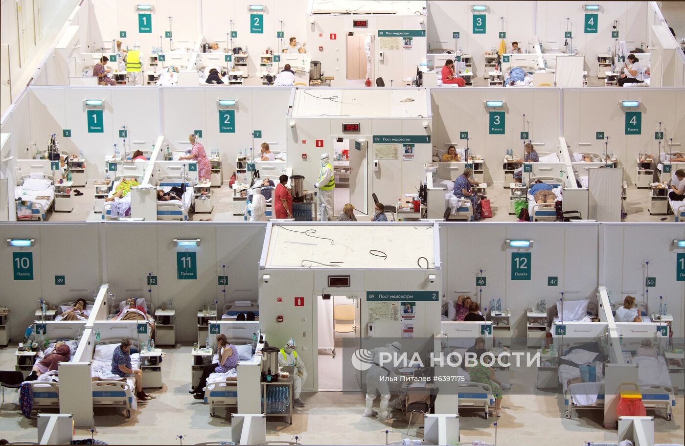 Временный госпиталь COVID-19 в "Крылатском"
