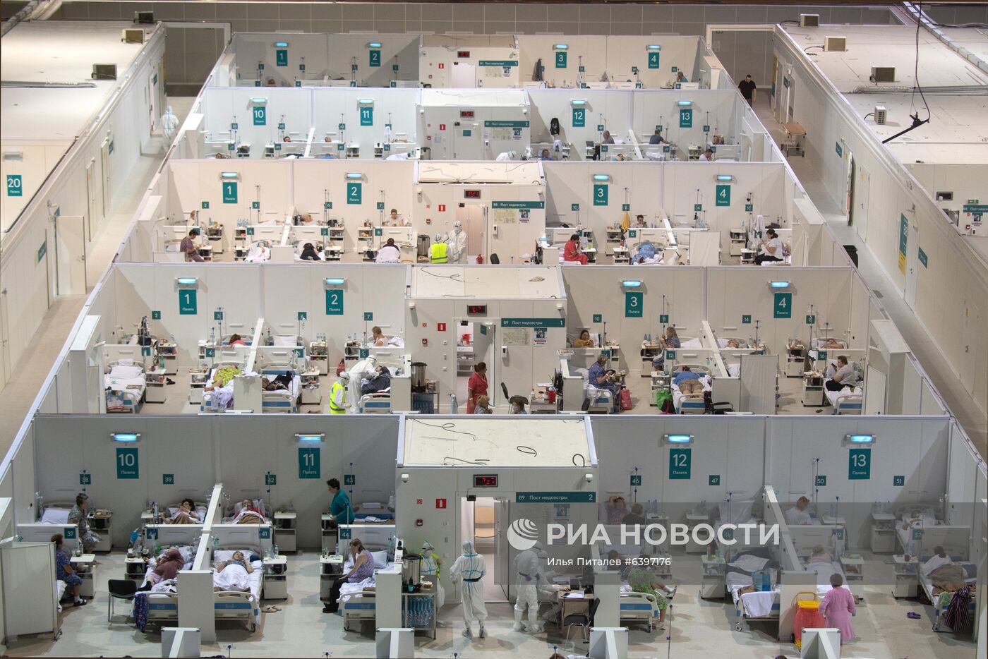 Временный госпиталь COVID-19 в "Крылатском"