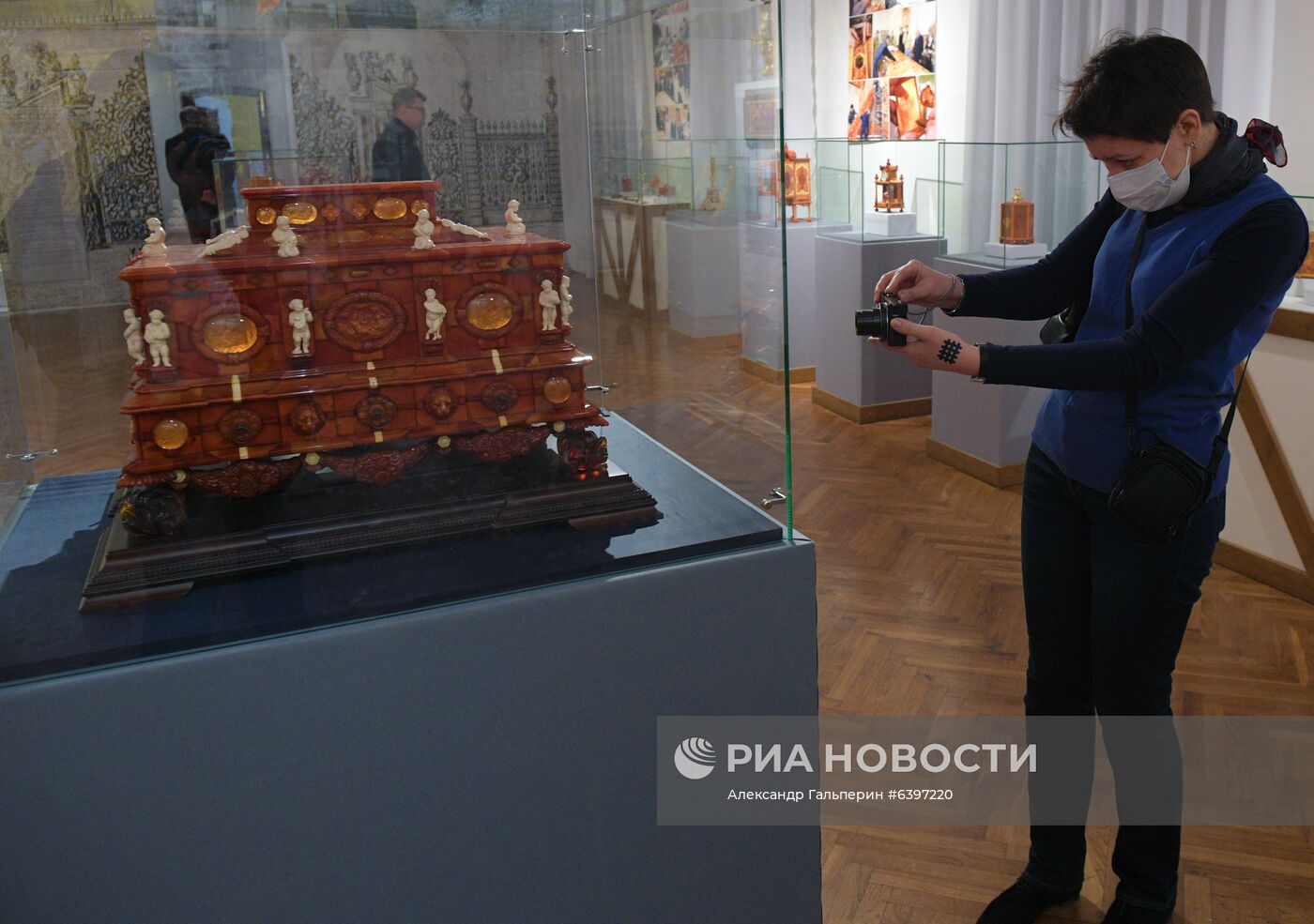 Выставка "Тайны дворцовых интерьеров. Секреты реставрации" в Петропавловской крепости