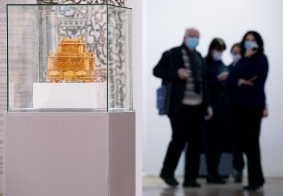 Выставка "Тайны дворцовых интерьеров. Секреты реставрации" в Петропавловской крепости