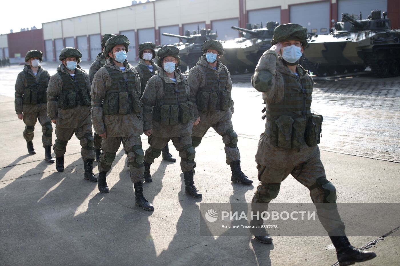 Передача боевых машин на вооружение десантно-штурмовой дивизии ВДВ