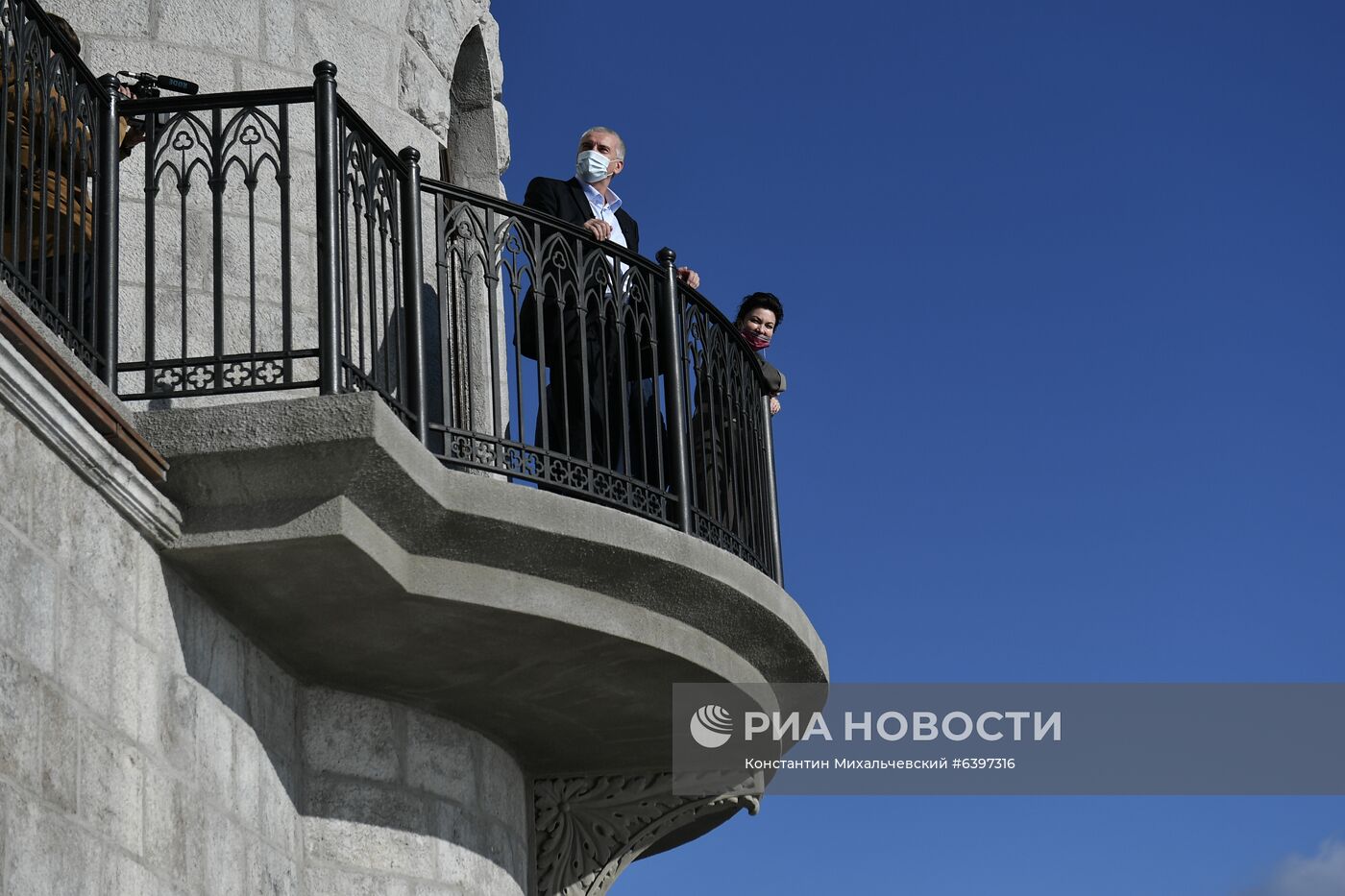 Открытие дворца-замка "Ласточкино гнездо" в Крыму