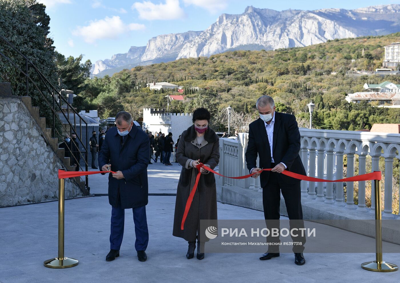 Встреча глав МИД РФ и Ирака С. Лаврова и Ф. Хусейна