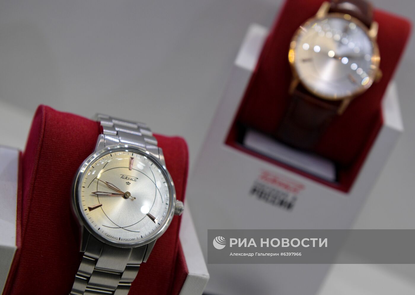 Работа часовщика Дэвида Хендерсона-Стюарта на заводе "Ракета"