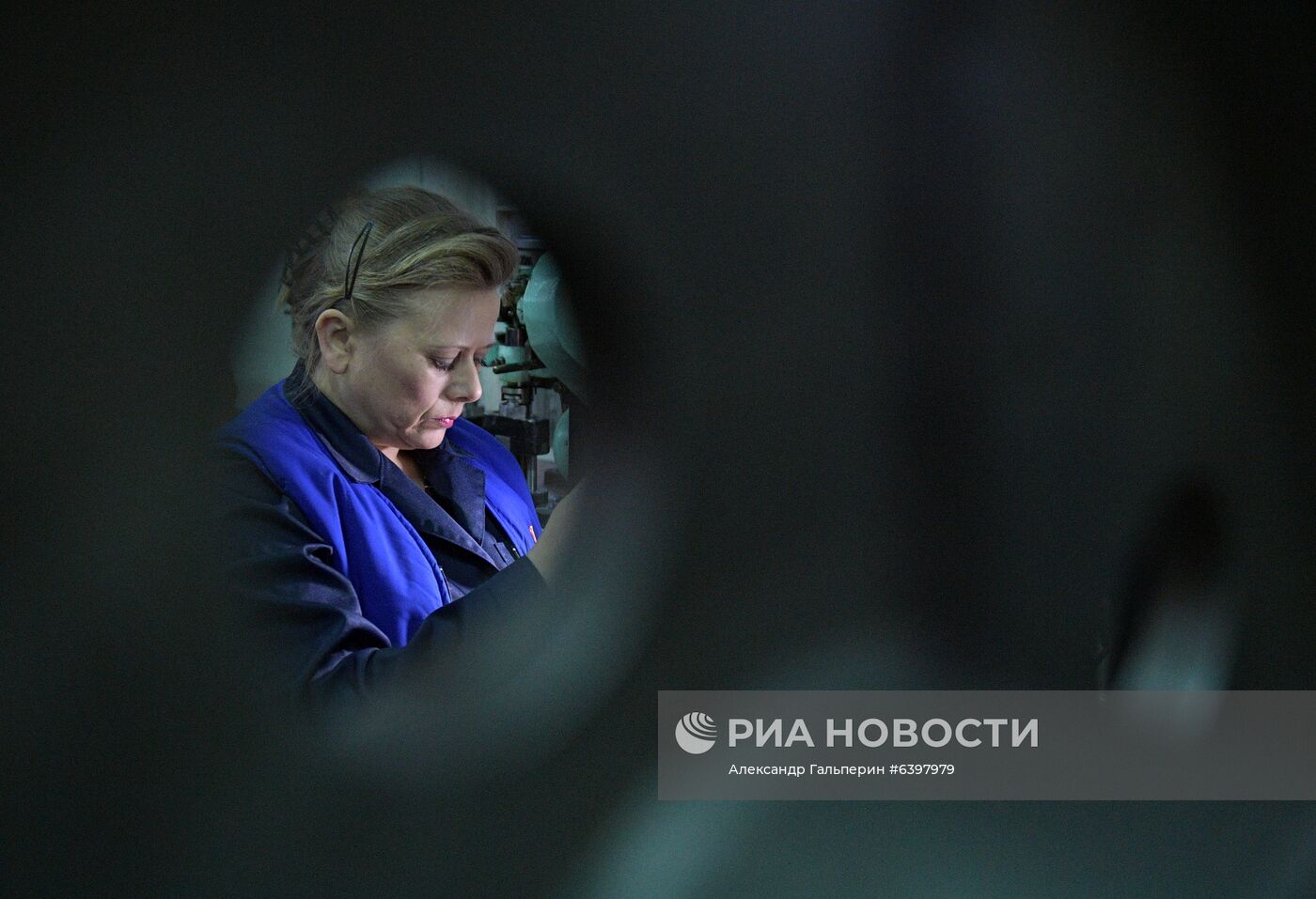 Работа часовщика Дэвида Хендерсона-Стюарта на заводе "Ракета"