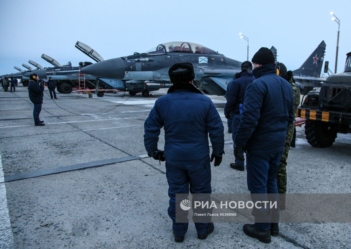 Тренировочные полеты авиагруппы ТАВКР "Адмирал Кузнецов"