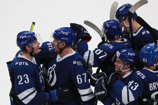 Хоккей. КХЛ. Матч "Динамо" (Москва) - "Локомотив"