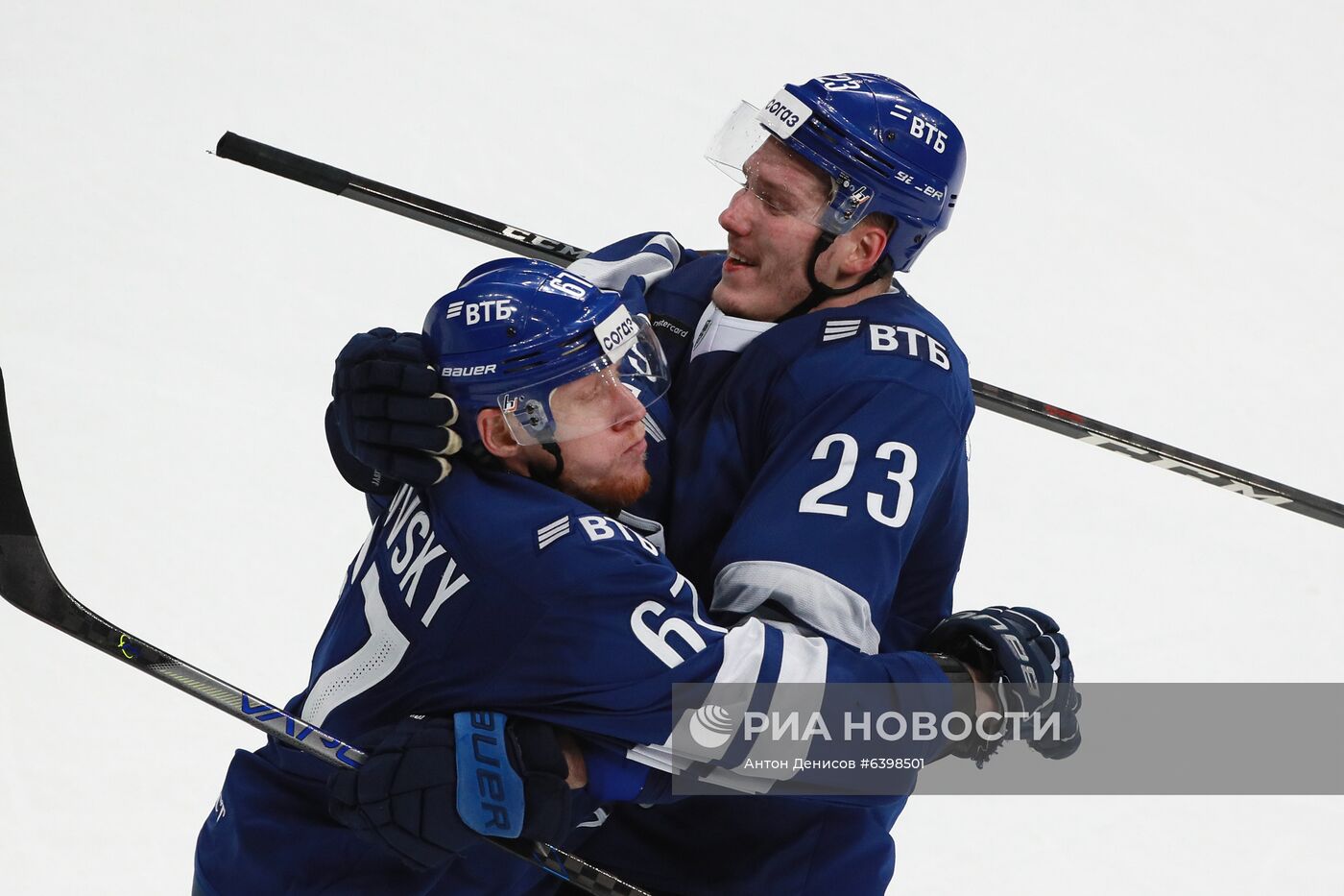 Хоккей. КХЛ. Матч "Динамо" (Москва) - "Локомотив"