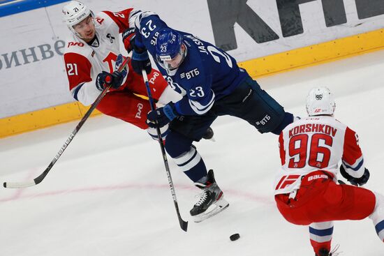 Хоккей. КХЛ. Матч "Динамо" (Москва) - "Локомотив"