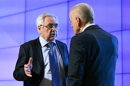 Онлайн п/к "Рожденный раньше срока"