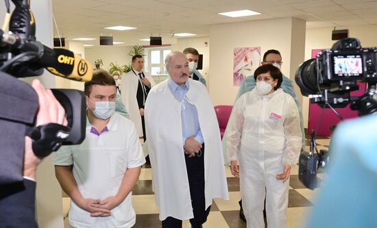 Президент Белоруссии А. Лукашенко посетил 6-ю городскую больницу Минска
