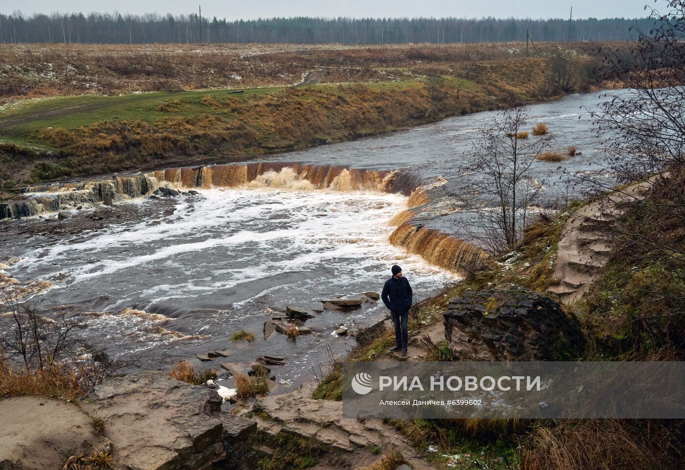 Тосненский водопад