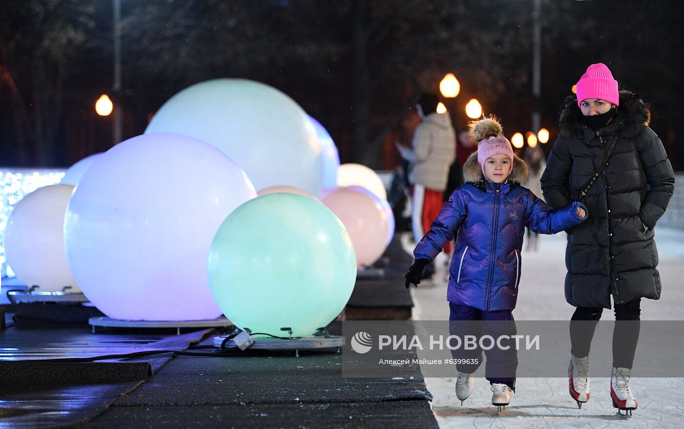 Открытие катка в Парке Горького