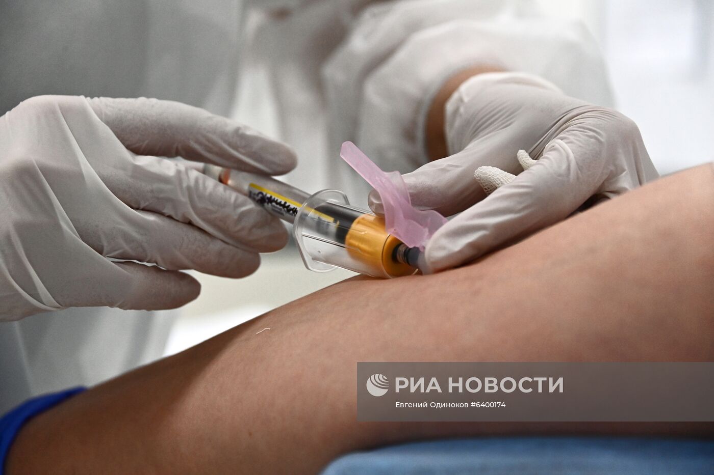 Оценка эффективности вакцины Sputnik V в лаборатории "Гемотест"