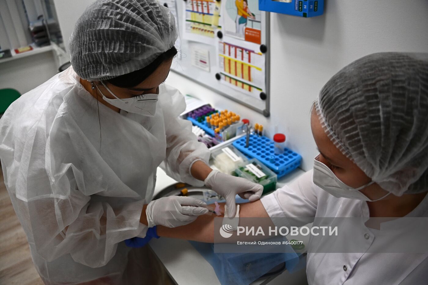 Оценка эффективности вакцины Sputnik V в лаборатории "Гемотест"