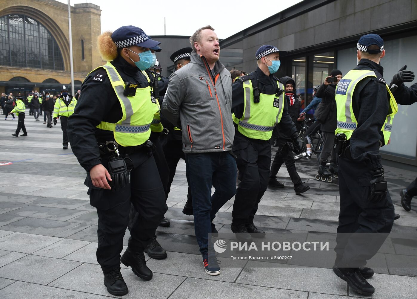 Акция протеста против мер по борьбе с коронавирусом в Лондоне