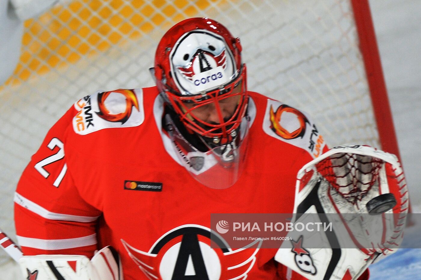 Хоккей. КХЛ. Матч "Автомобилист" – ЦСКА