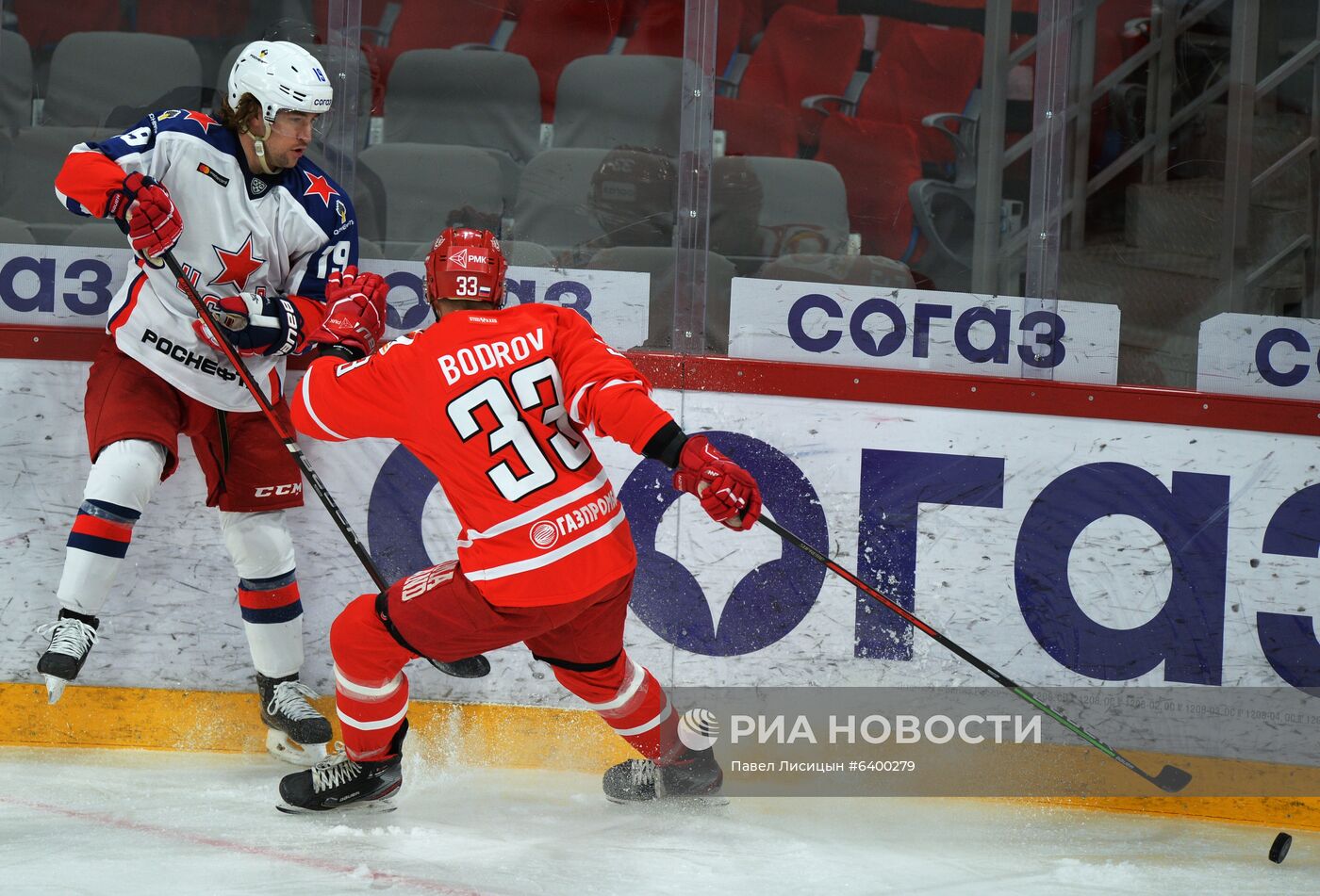 Хоккей. КХЛ. Матч "Автомобилист" – ЦСКА