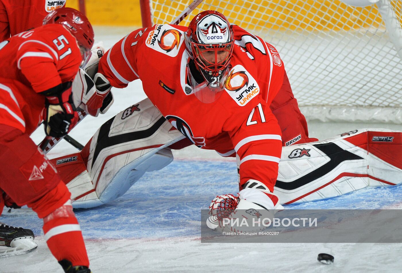 Хоккей. КХЛ. Матч "Автомобилист" – ЦСКА