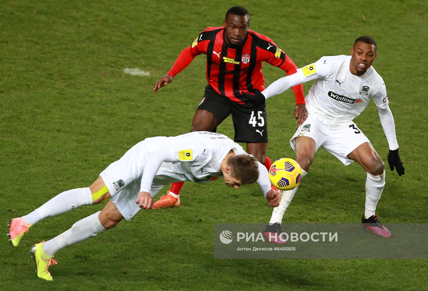 Футбол. РПЛ. Матч "Химки" – "Краснодар"