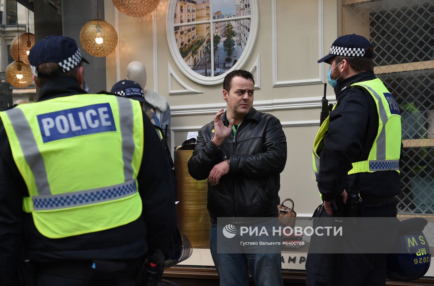 Акция протеста против мер по борьбе с коронавирусом в Лондоне