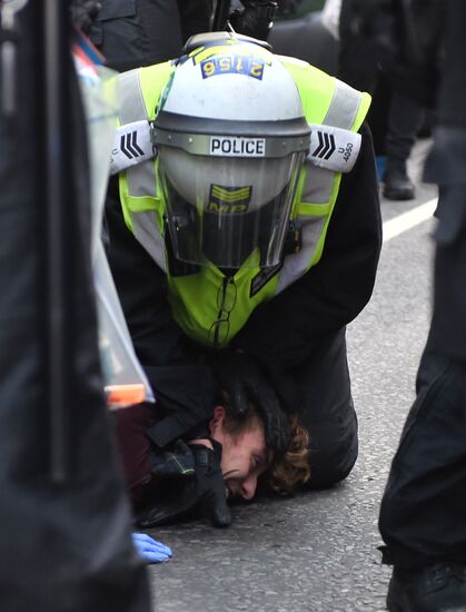 Акция протеста против мер по борьбе с коронавирусом в Лондоне