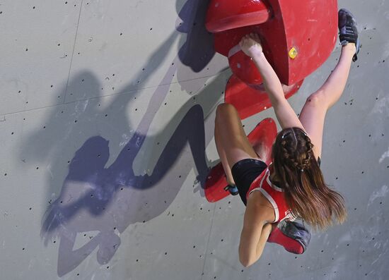 Скалолазание. Чемпионат Европы. Многоборье