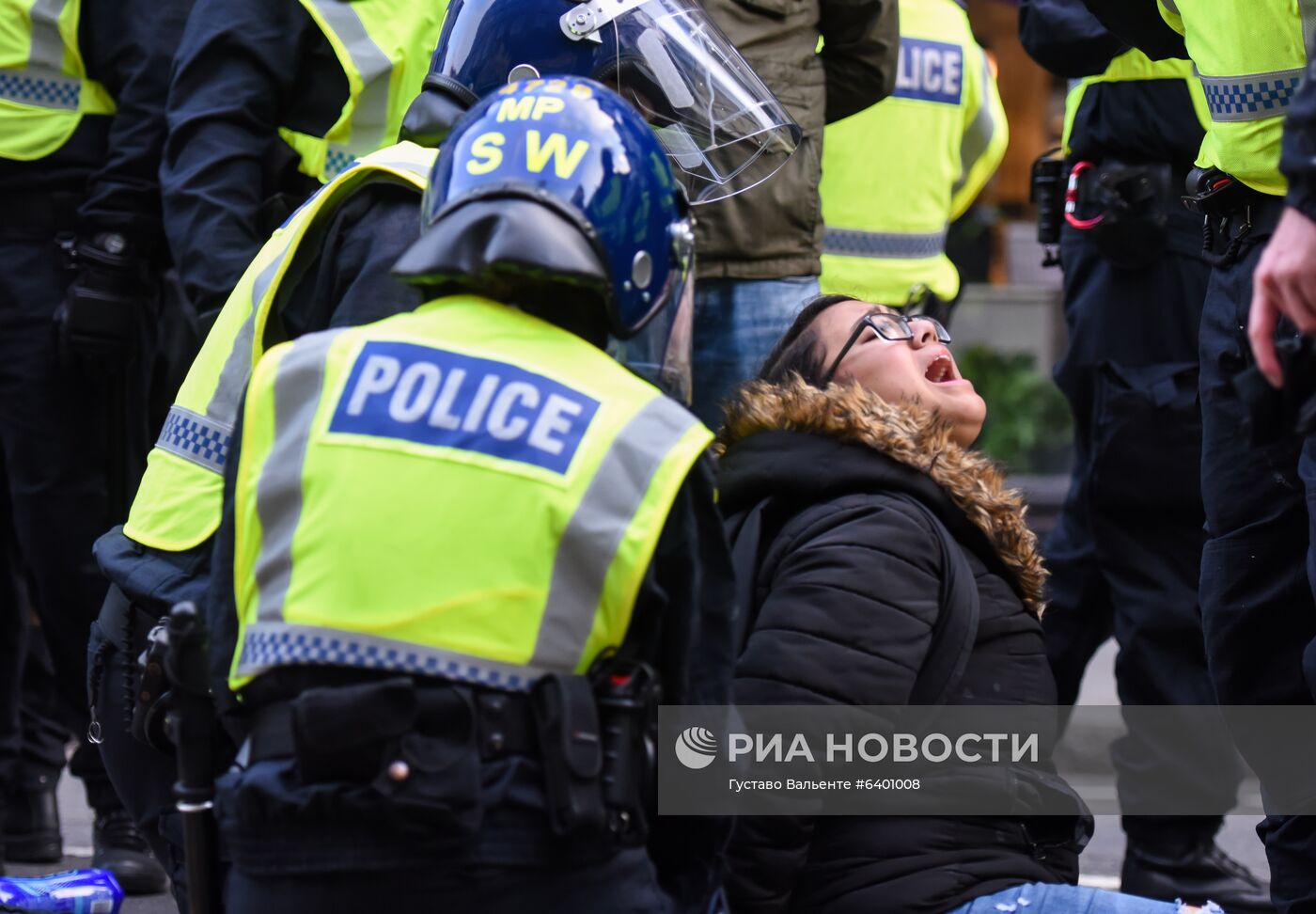 Акция протеста против мер по борьбе с коронавирусом в Лондоне