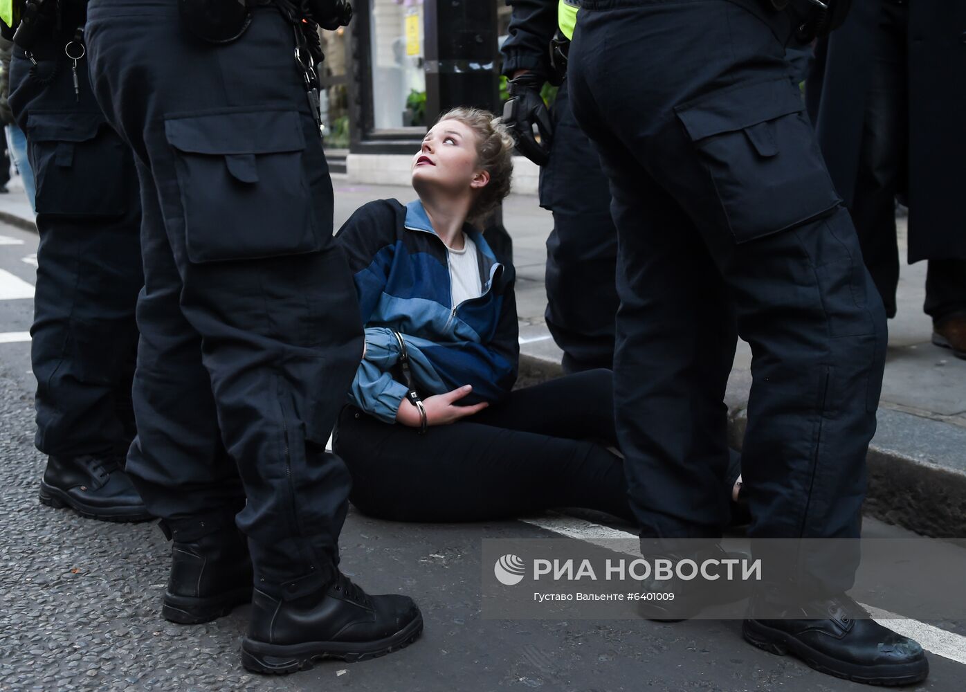 Акция протеста против мер по борьбе с коронавирусом в Лондоне