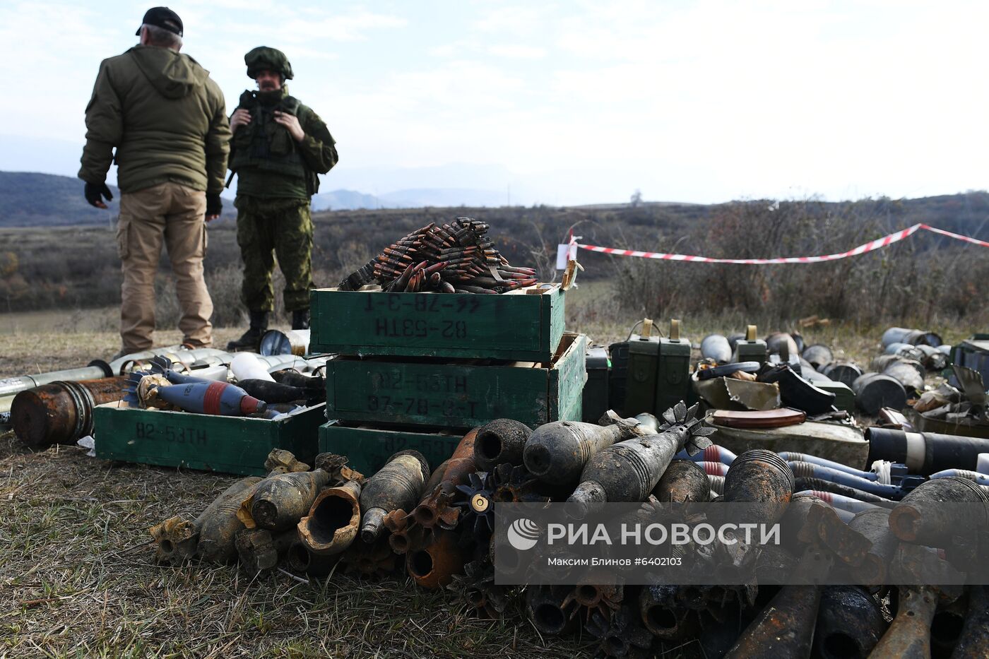 Разминирование жилого сектора в Степанакерте и его окрестностях