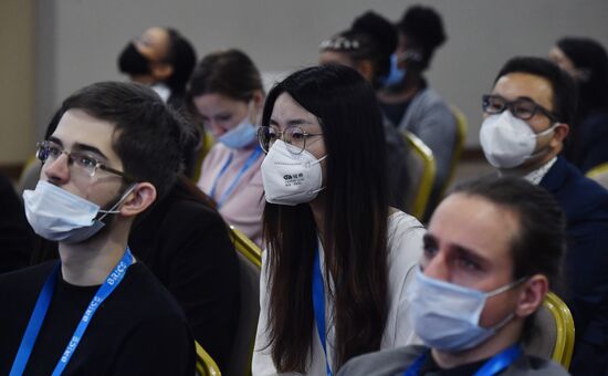 Молодежный саммит БРИКС. Встреча министров и руководителей ведомств стран БРИКС, курирующих молодежную политику. День второй